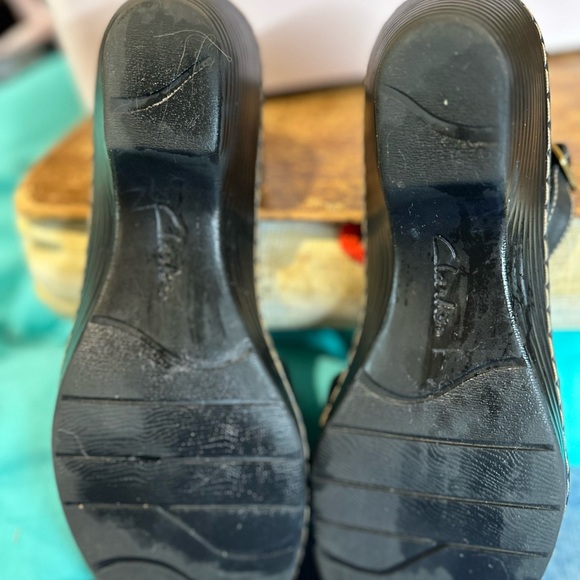 Clarks Black Strappy Sandals - Picture 5 of 5